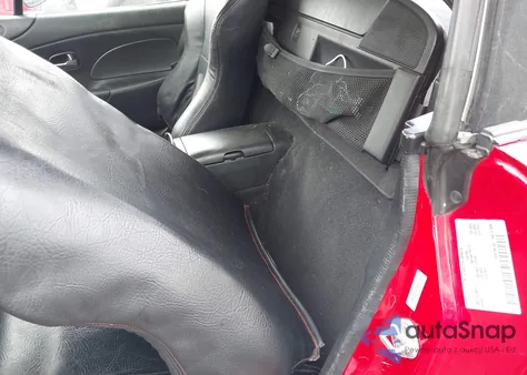 2005 Mazda Mx-5 Miata Cloth из США, поврежденный, VIN JM1NB353750411018